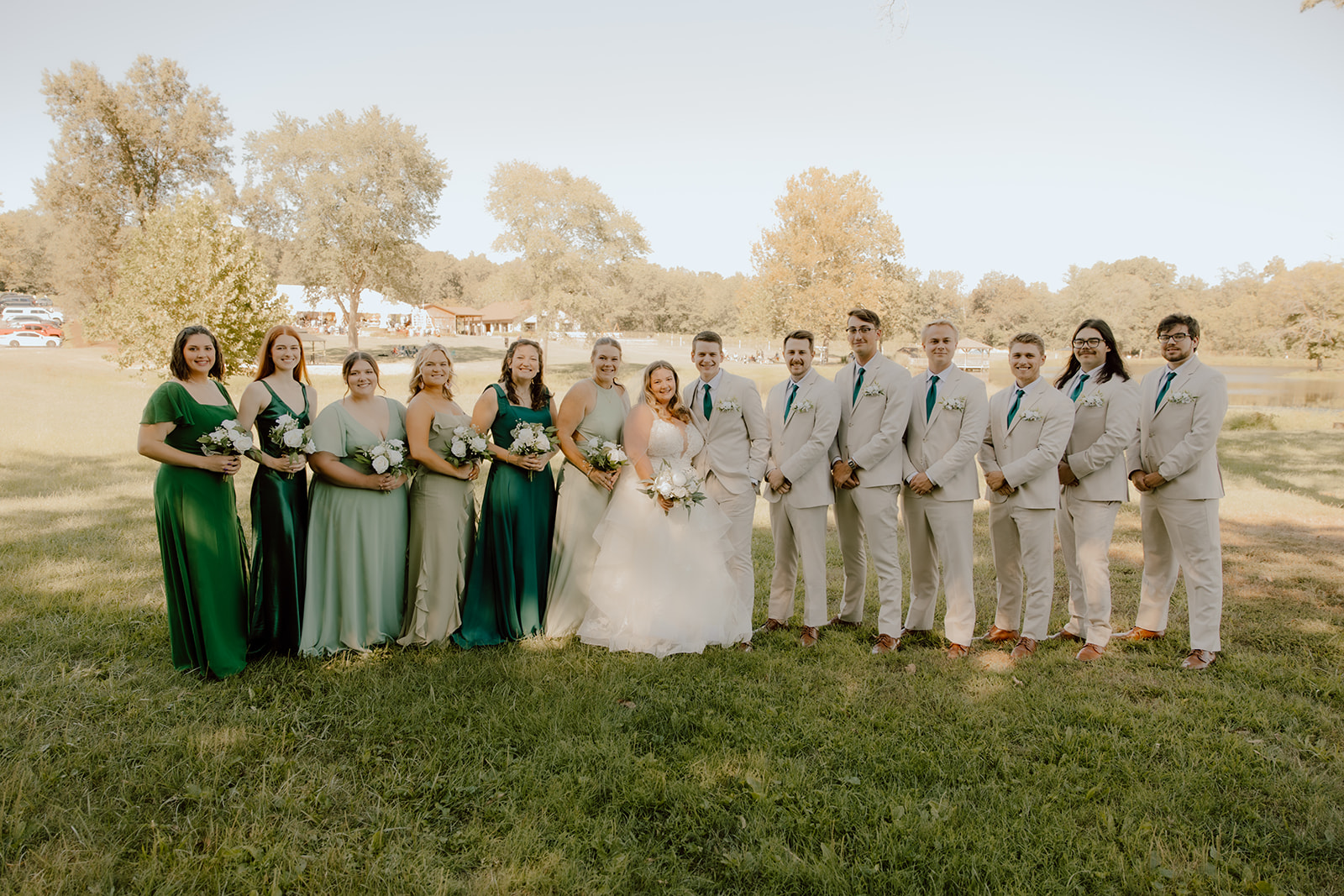 outdoor wedding venues in missouri at a winery 