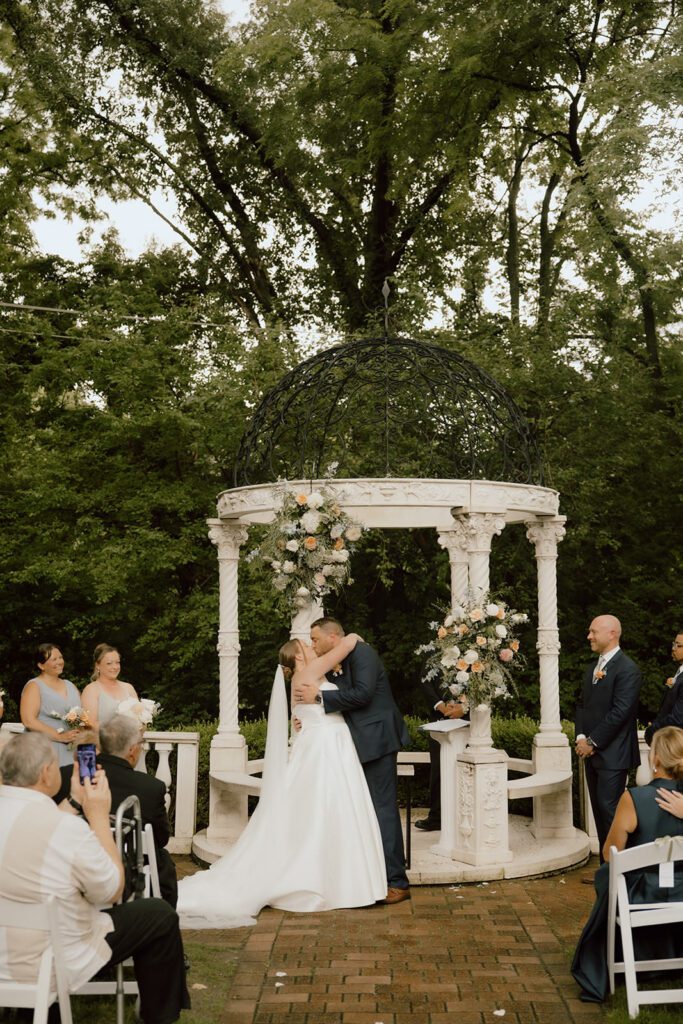 st louis wedding at the larimore