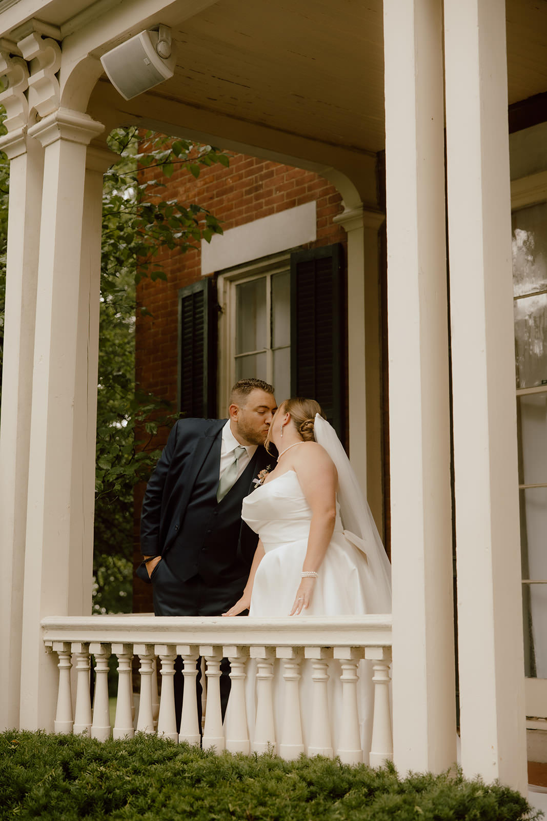 st louis wedding at the larimore